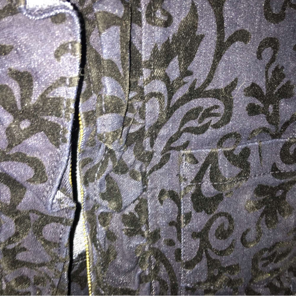 TANTRUMS Denim Jacket w/ruffles & flocking - Picture 4 of 15